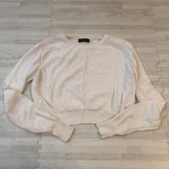 エモダ白ホワイトショートニットのサムネイル