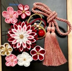 #646 つまみ細工 髪飾り  〔エンジ×白×桃色〕特大タッセル