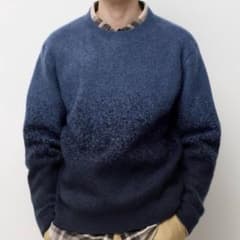 UNIQLO JW アンダーソン スフレヤーングラデーションクルーネックセーターのサムネイル