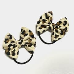 【ベージュ】レオパードリボンヘアゴム 2個セットのサムネイル