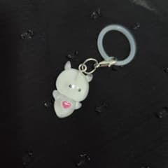 YELL つぶらな瞳のミニチャーム ガチャ めじるしアクセサリーのサムネイル