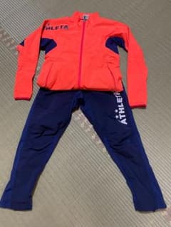 ATHLETA キッズ サッカーウェア 上下 140cm 美品のサムネイル