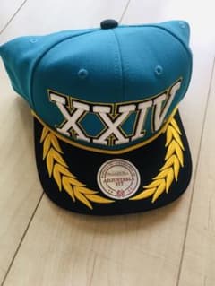 ブルーノマーズ キャップ 帽子 24K magic ライブ 公式 シール - メルカリ