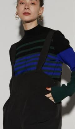 UN3D. マルチボーダータートルニット