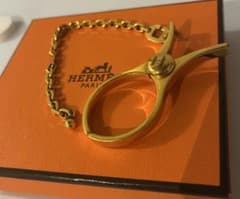 HERMES 手袋 グローブホルダー ゴールド - メルカリ