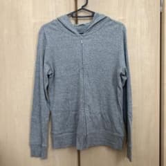 【GU】パーカー Mサイズのサムネイル