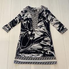 BCBGMAXAZRIA 花柄 長袖ひざ丈ワンピースのサムネイル