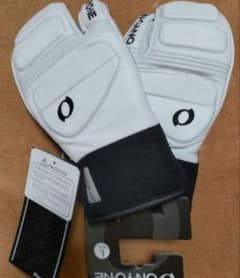 25/26 モデル 新品タグ付 ONYONE オンヨネ ミトンタイプ グラブ L