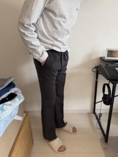 ダークグレー ブーツカットパンツのサムネイル