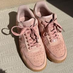 NIKE AIR FORCE 1 ピンク スニーカーのサムネイル