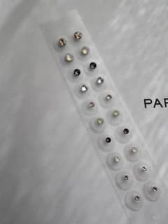 耳ツボジュエリー★正規SWAROVSKI★輝き◎ステンレス製20粒のサムネイル