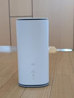 Speed Wi-Fi HOME 5G L13 本体 ホワイトのサムネイル