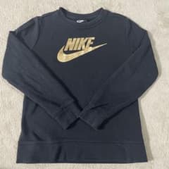 NIKE トレーナーのサムネイル