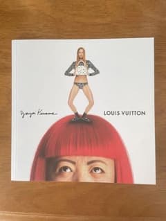ヴィトン草間彌生パンフレットのサムネイル