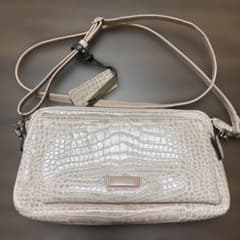 PELLE BORSA ショルダーバッグ クロコ型押しのサムネイル