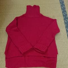 GU タートルネック ニットのサムネイル