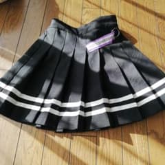 ラブトキ　　140cm プリーツスカートのサムネイル