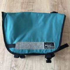 BAILEY WORKS メッセンジャーバッグ ターコイズ BAILEY WORKS メッセンジャーバッグ ターコイズ - メルカリ