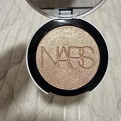 NARS ライトリフレクティング ルミナイジングパウダー03961 ハイライトのサムネイル