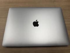【美品】MacBook Air M1のサムネイル