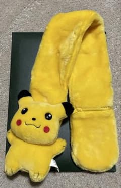 希少・美品」ピカチュウ マフラー レトロ TOMY ピカチュウ マフラー 