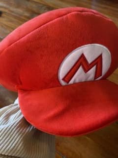 ユニバーサル　マリオ　帽子のサムネイル