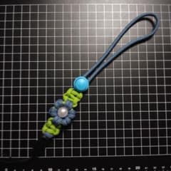 パラコード ハンディファン スマホ ストラップ 花モチーフ パール プラパーツ③のサムネイル