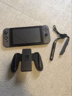 【箱無し】Nintendo Switch 本体 グレー　純正付属品一部ありのサムネイル