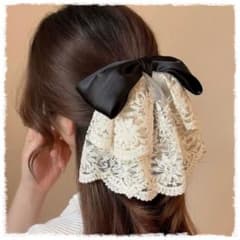 新品未使用　レースヘアクリップ　フォーマルヘアクリップ　入園式　入学式　上品