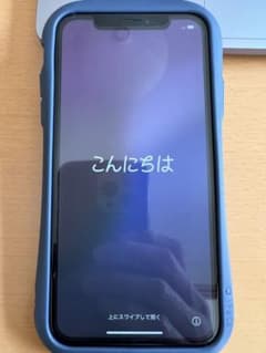 Apple iPhone XR ブラック iFaceケース付きのサムネイル