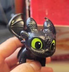 ヒックとドラゴン トゥース フィギュアのサムネイル