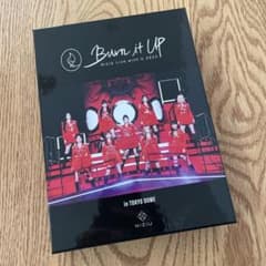 NiziU/NiziU Live with U 2022""Burn it U…のサムネイル