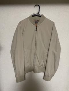 UNIQLOブルゾンのサムネイル