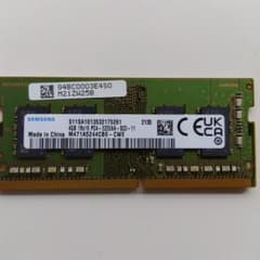 Samsung 4GB PC4 3200AA メモリー 本体のサムネイル