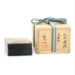 坂本憲一作 山水蒔絵 文庫形香合 文箱 金梨子地 茶道具 共箱　AW807　N1 坂本憲一作 山水蒔絵 文庫形香合 文箱 金梨子地 茶道具 共箱 AW807 N1