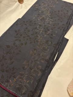 しつけ糸付き 本場大島紬 紺色 花模様 - メルカリ