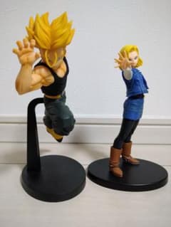 ドラゴンボール　トランクス　人造人間18号フィギュアのサムネイル