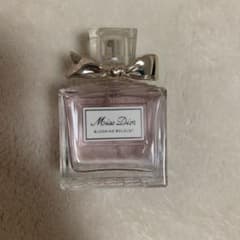 Dior 香水 ミスディオールのサムネイル