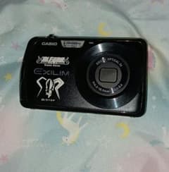 CASIO　デジタルカメラ　ex-z330 ブリーチ　コラボ　ジャンク CASIO EXILIM ex-z330 ブリーチBLEACH ジャンク - メルカリ