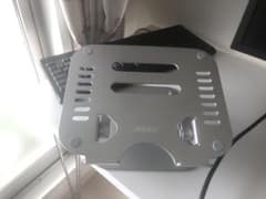 パソコンスタンドのサムネイル