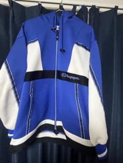 Champion ‼️ジッパー付きフードジャケットのサムネイル