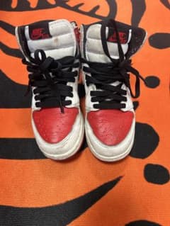 NIKE AIR JORDAN 1 ハイカット スニーカーのサムネイル