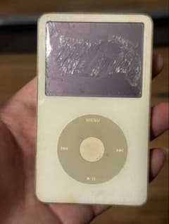 Apple iPod 30GB 本体 ジャンク 起動しません - メルカリ
