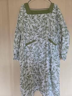 割烹着 ボタニカル柄 グリーン エプロン　美品　綺麗　デザイン