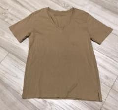 VネックTシャツ　オフシーズン価格♪のサムネイル