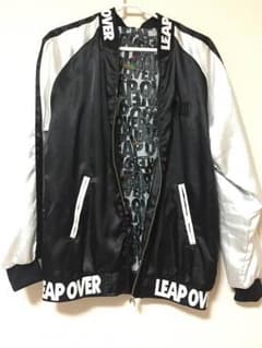 AAA LEAP OVER パーカーのサムネイル