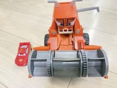 【激レア】カーズ　フランク＆マックィーン　セット　マテル社 激レア】カーズ フランク＆マックィーン セット マテル社 - メルカリ