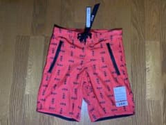 期間限定 1000円値引き中。サーフパンツ 水着 ハーフパンツのサムネイル
