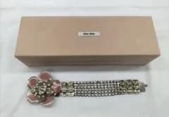 miumiu ロゴ ゴールドブレスレット | Shop at Mercari from