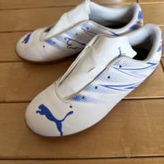 PUMA サッカー フットサル シューズ ホワイト ブルーのサムネイル